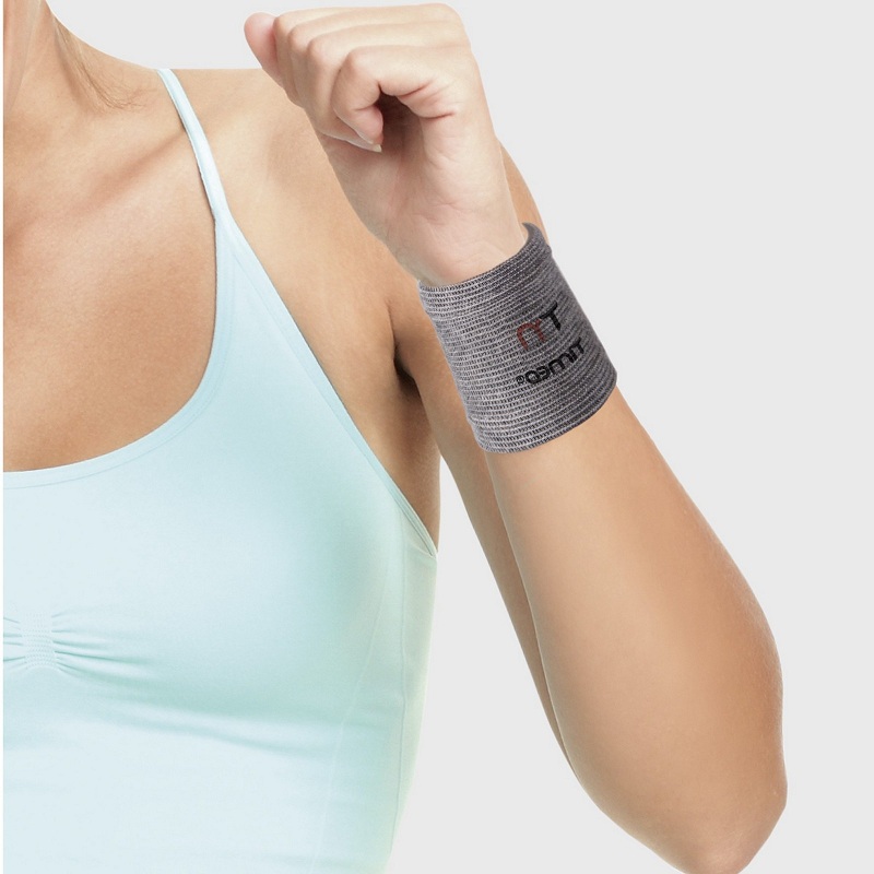 Бандаж на лучезапястный сустав эластичный с бамбуковым волокном. TI-242 фото 1