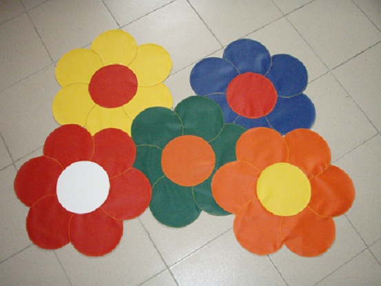 Коврик напольный "Цветок" фото 1