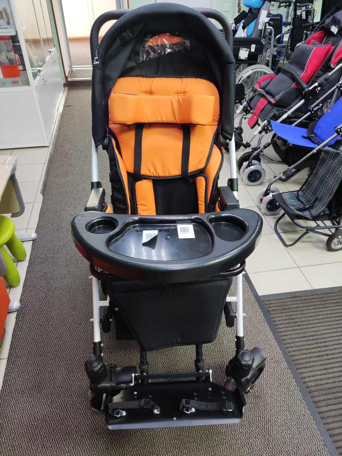 Коляска-прогулочная Junior рост(ребенка 130 см, литые колеса) фото 7